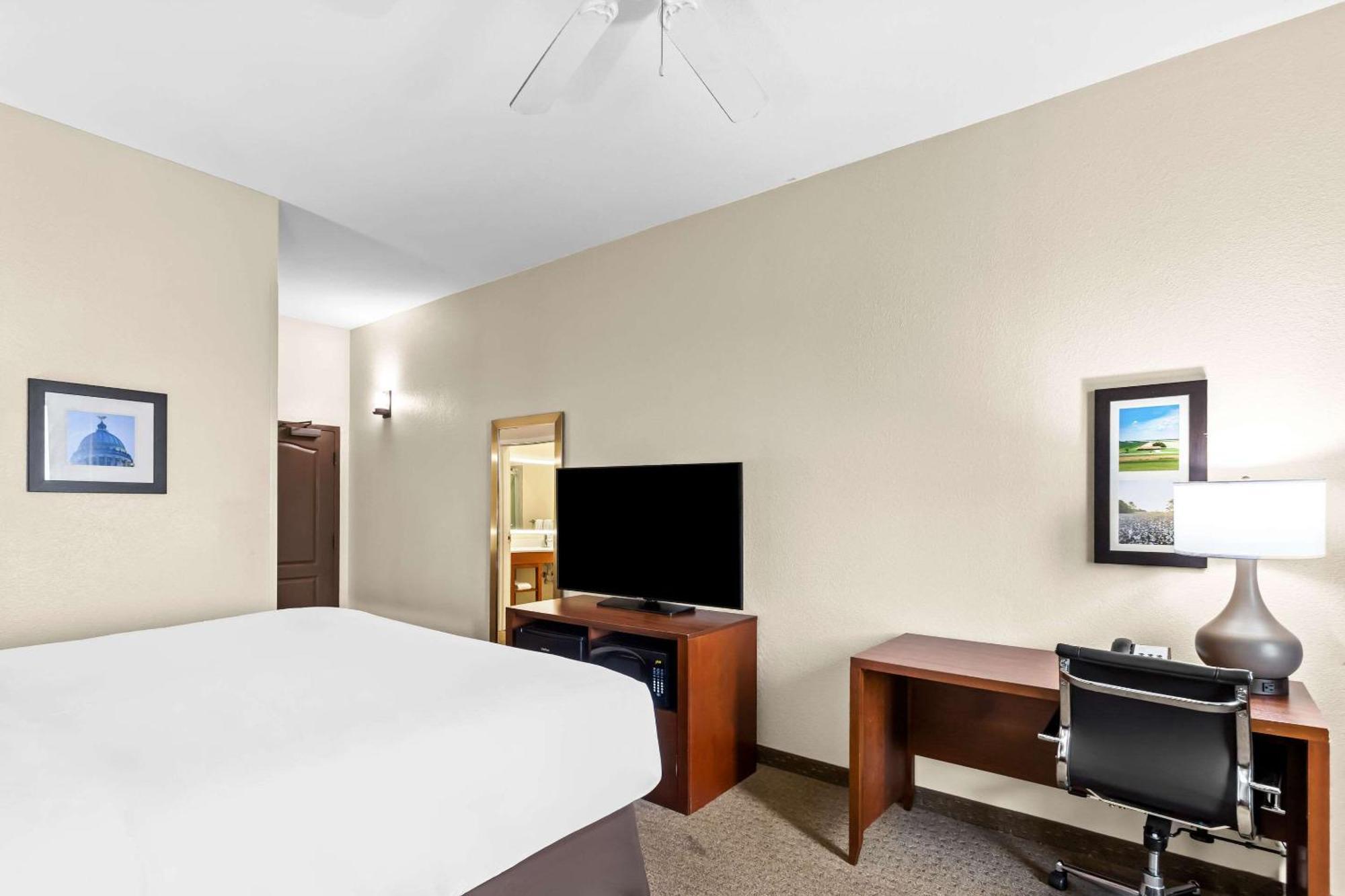 Comfort Inn & Suites Grenada Ngoại thất bức ảnh